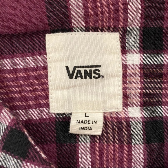 NWT Vans Box Car Flannel Button Up Top Large - Picture 3 of 6